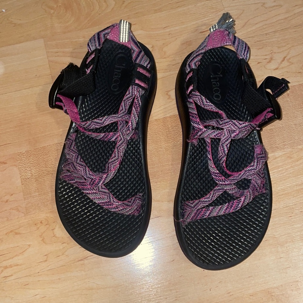 Big kid size 3 chacos